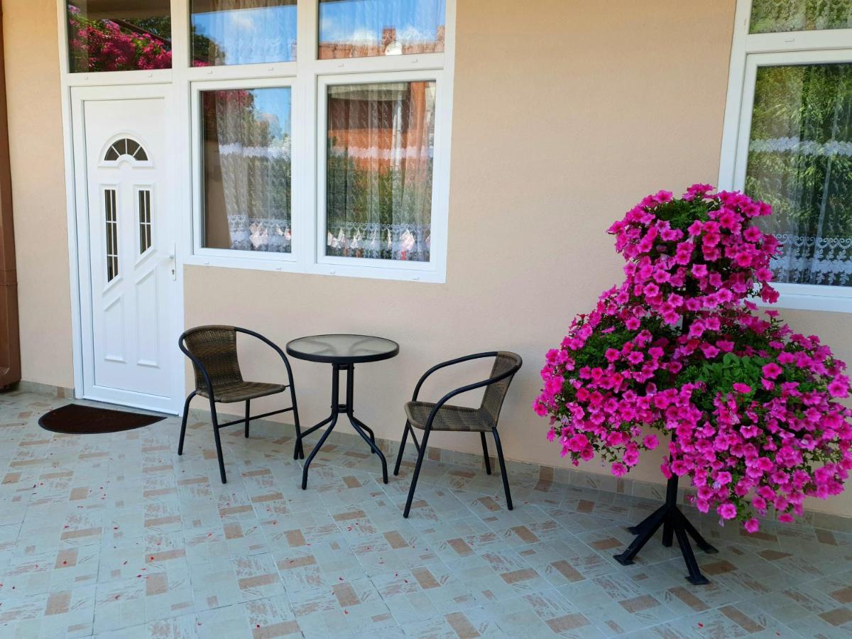 Nilena Apartmani Smederevo Esterno foto