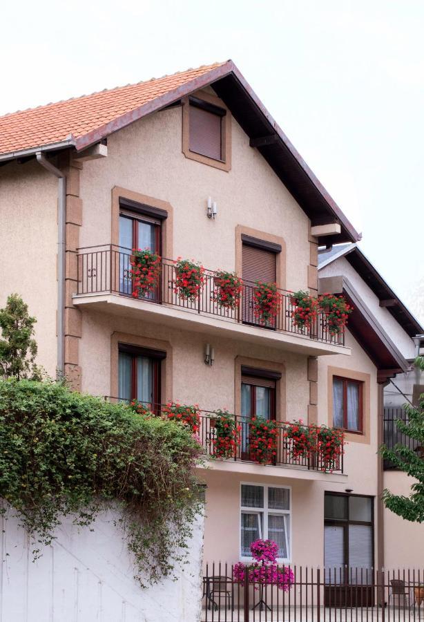 Nilena Apartmani Smederevo Esterno foto